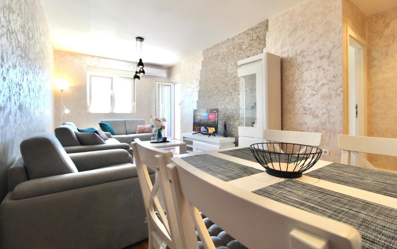 Albatros Apartments Бар Экстерьер фото