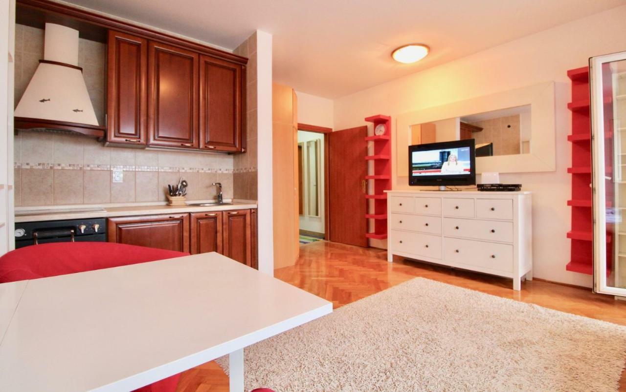 Albatros Apartments Бар Экстерьер фото